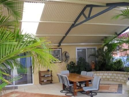 8 Manjeep Road, RIVERSIDE GARDENS WA 6210, Riverside Gardens - Thumbnail 3