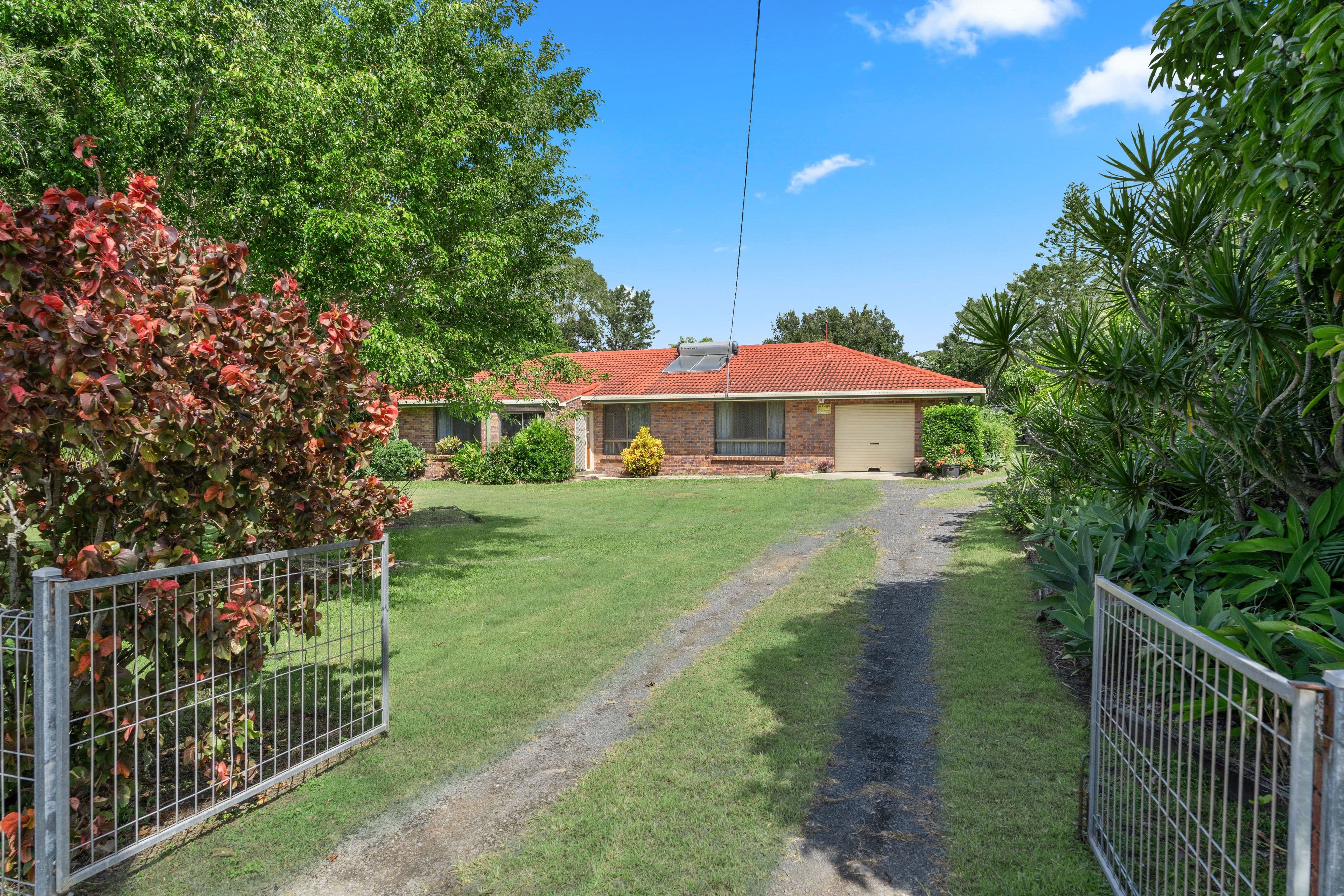 61 Urangan Street, Torquay QLD 4655, Torquay - Thumbnail 6