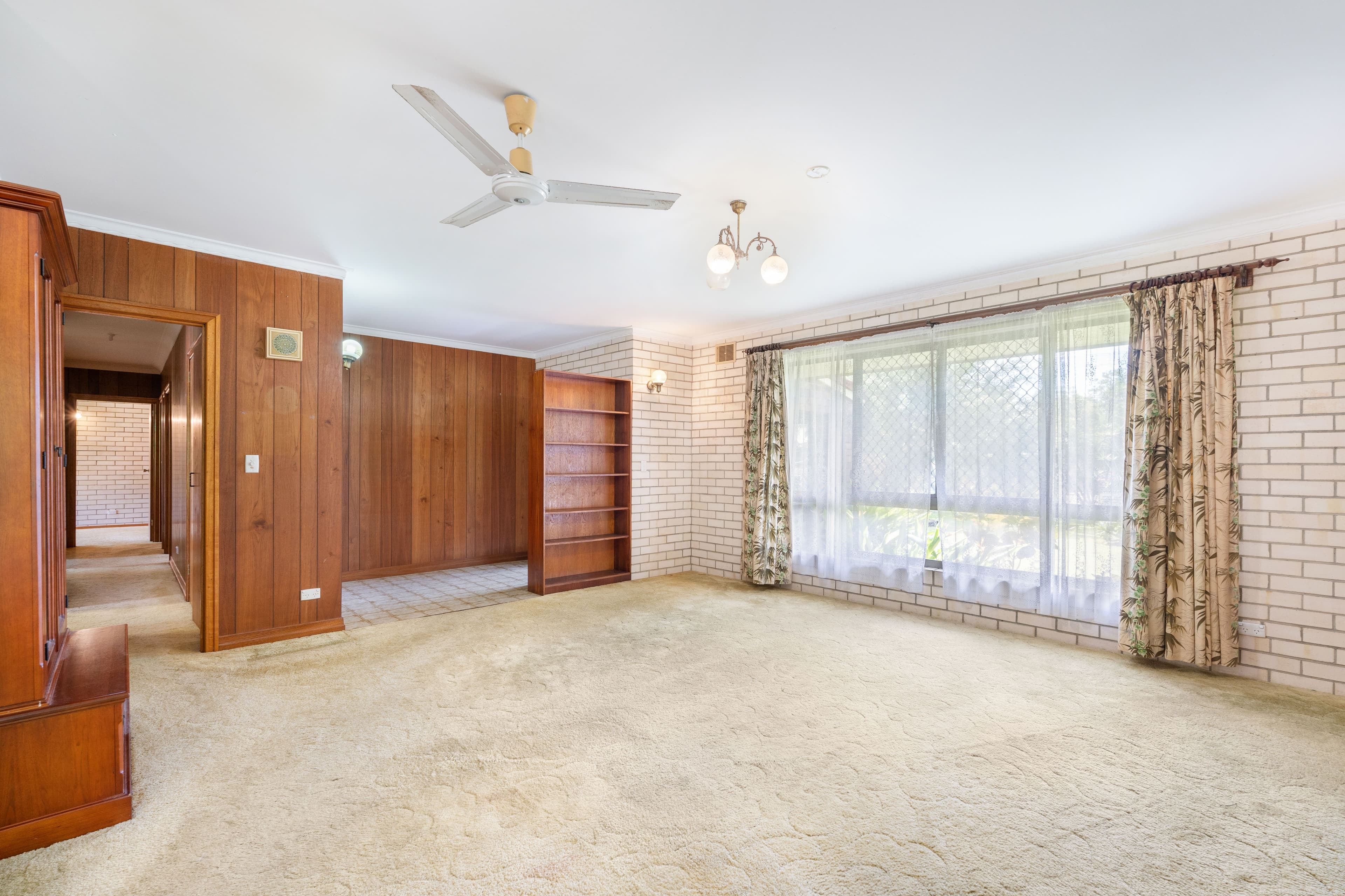 61 Urangan Street, Torquay QLD 4655, Torquay - Thumbnail 7