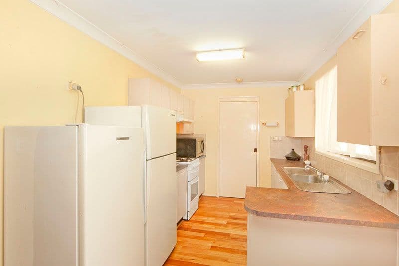 7 Adrian Close, BATEAU BAY NSW 2261, Bateau Bay - Thumbnail 5