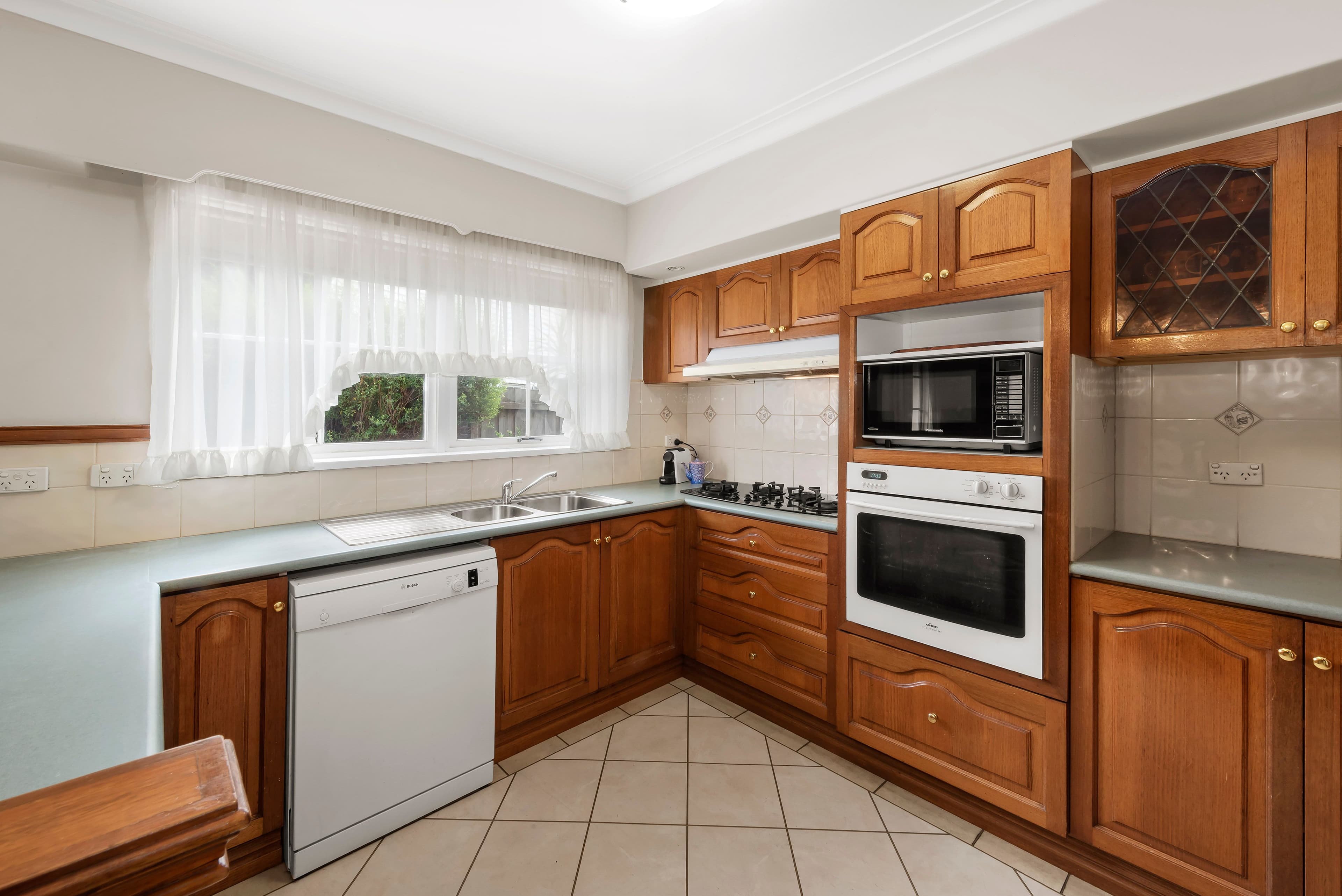 297 Stud Road, Wantirna South VIC 3152, Wantirna South - Thumbnail 5
