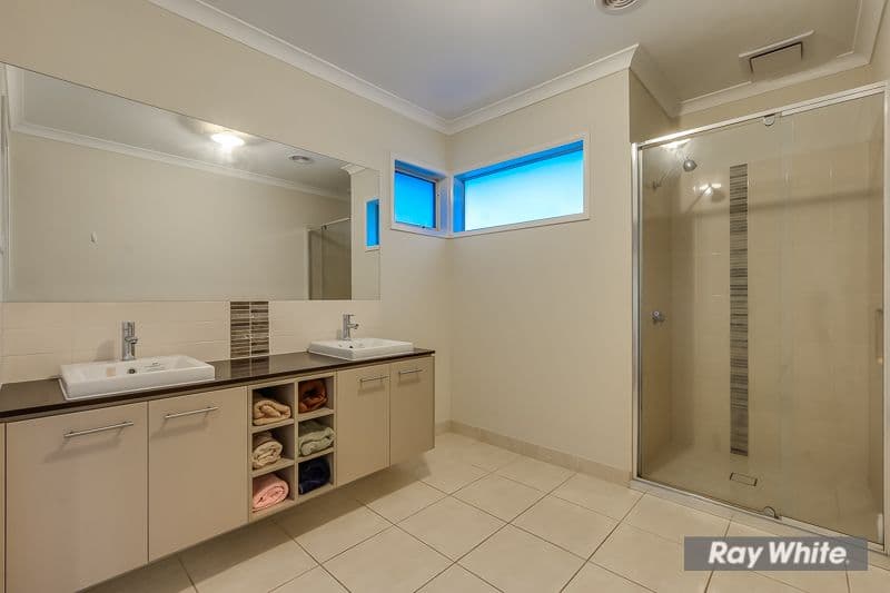 15 Kirrama Street, Tarneit VIC 3029, Tarneit - Thumbnail 3