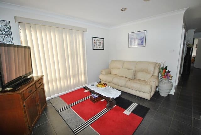 17 Lakeshore Parade, Sussex Inlet - Thumbnail 5