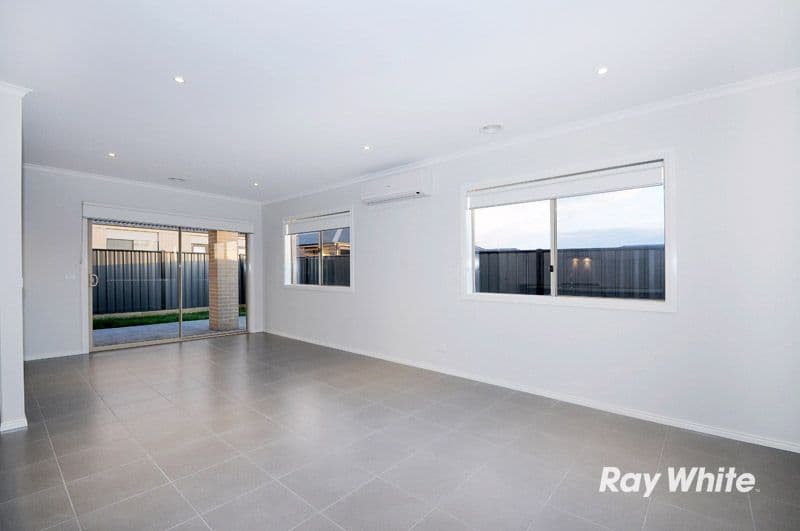 13 Connewara Crescent, CLYDE NORTH VIC 3978, Clyde North - Thumbnail 5