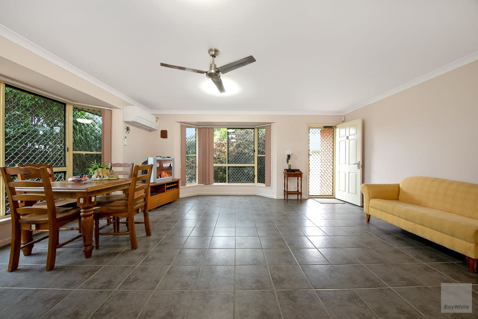 1 Burnett Street, Yeppoon QLD 4703, Yeppoon - Thumbnail 4