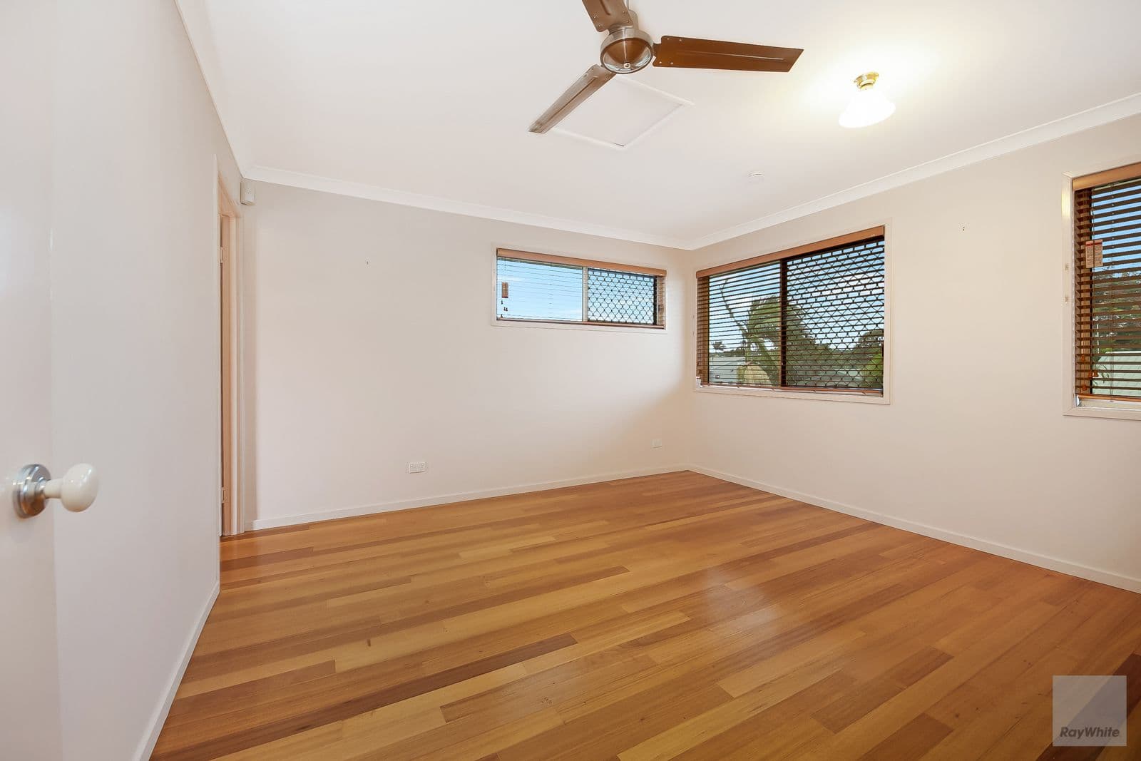 1 Burnett Street, Yeppoon QLD 4703, Yeppoon - Thumbnail 8