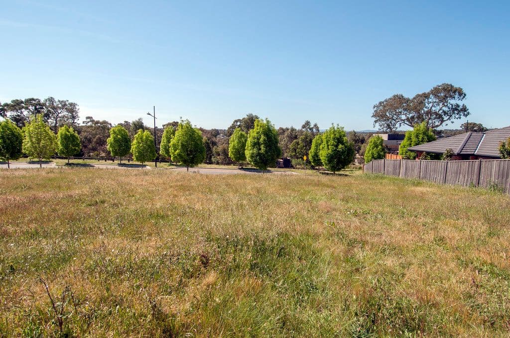 66 Linacre Drive, BUNDOORA VIC 3083, Bundoora - Thumbnail 4