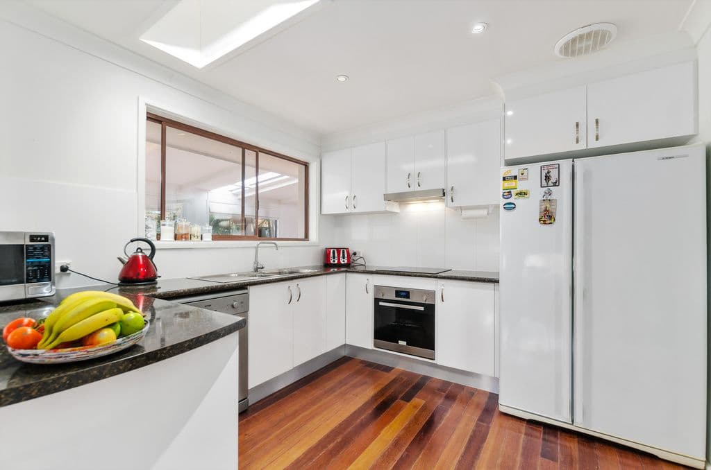 24 Alfreda Avenue, Rosanna, Rosanna - Thumbnail 3
