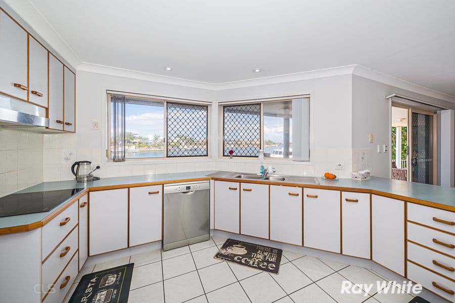 98 Endeavour Drive, Banksia Beach QLD 4507, Banksia Beach - Thumbnail 2