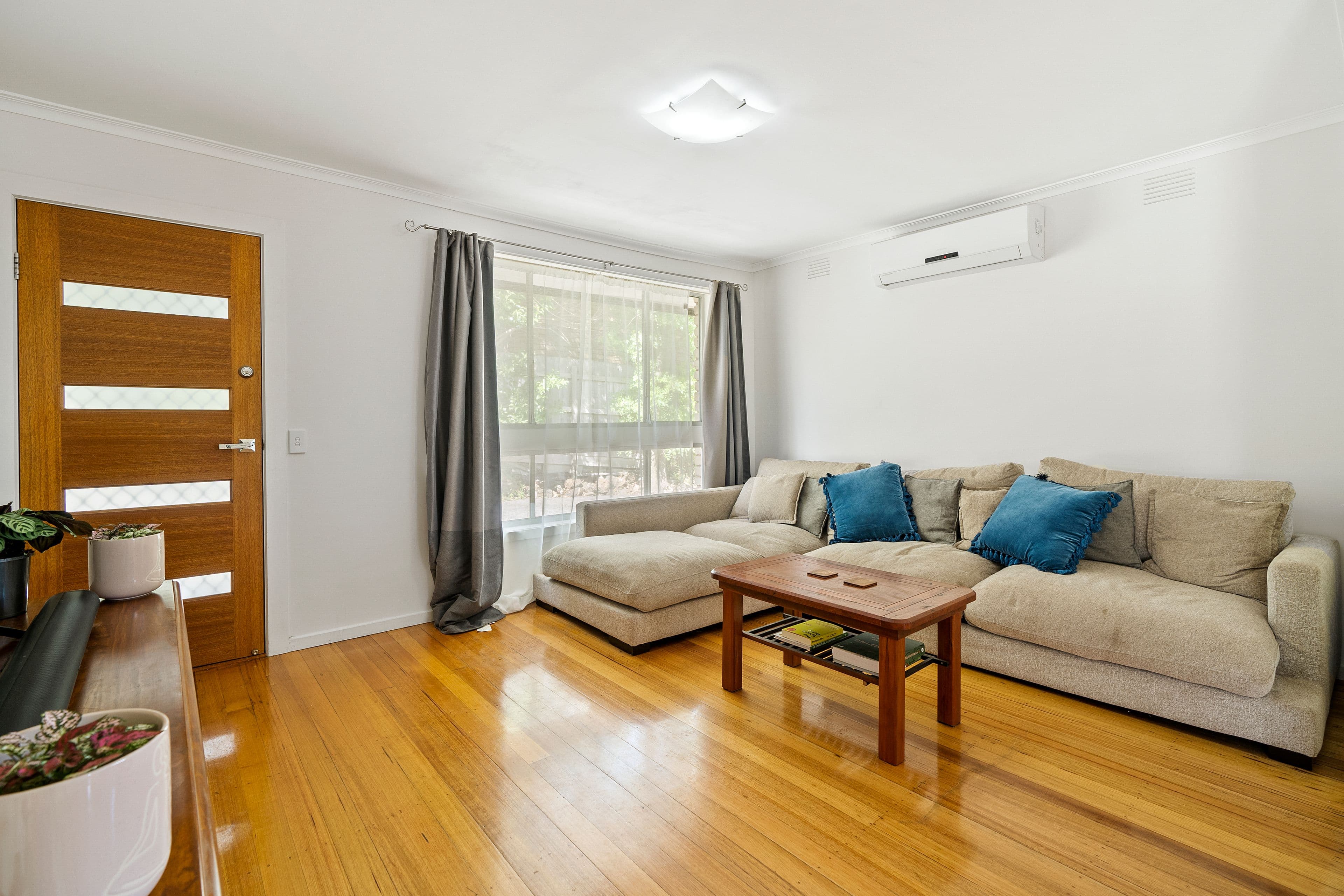 10 Clematis Avenue, Ferntree Gully VIC 3156, Ferntree Gully - Thumbnail 4