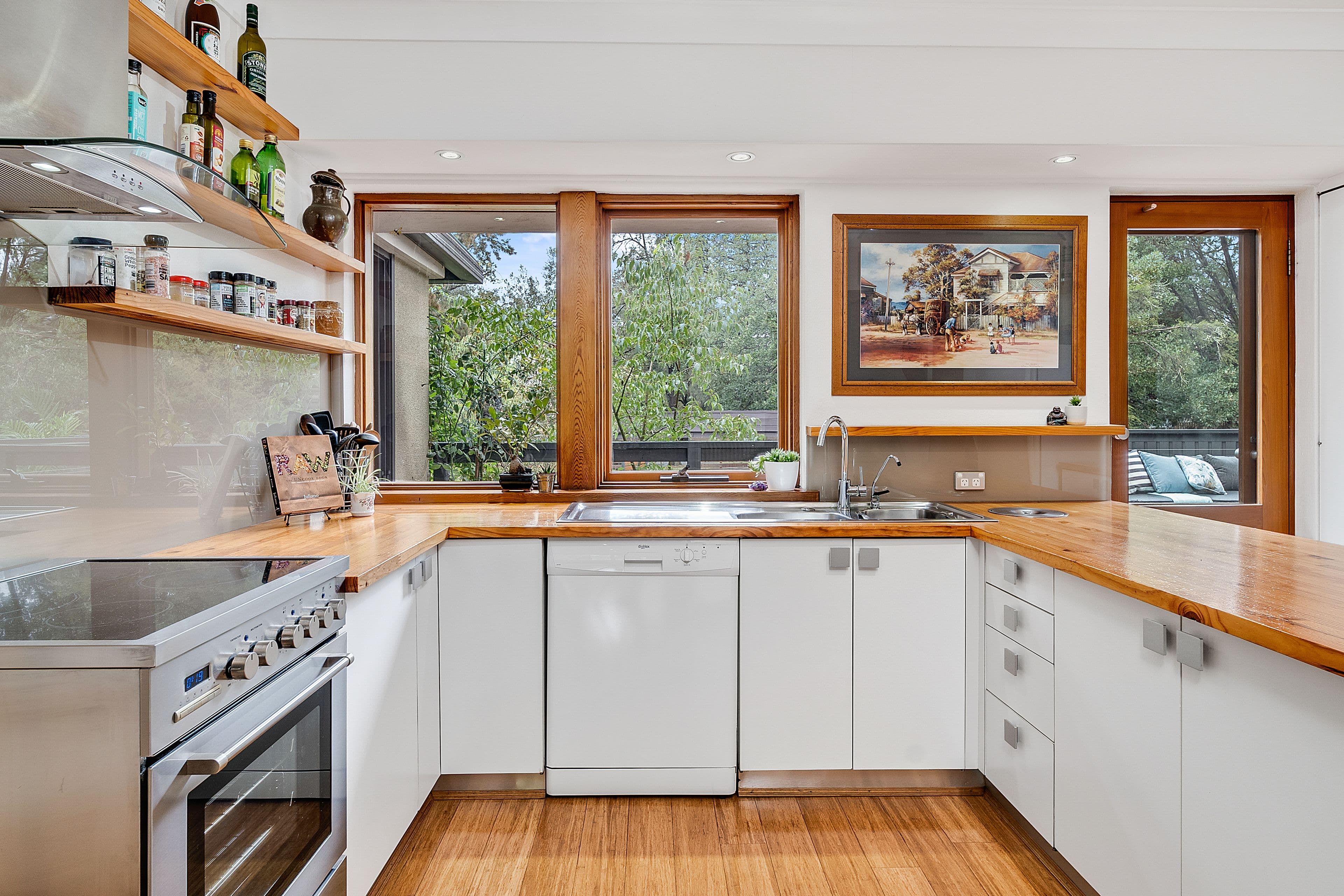 8 Schlich Street, Yarralumla ACT 2600, Yarralumla - Thumbnail 8
