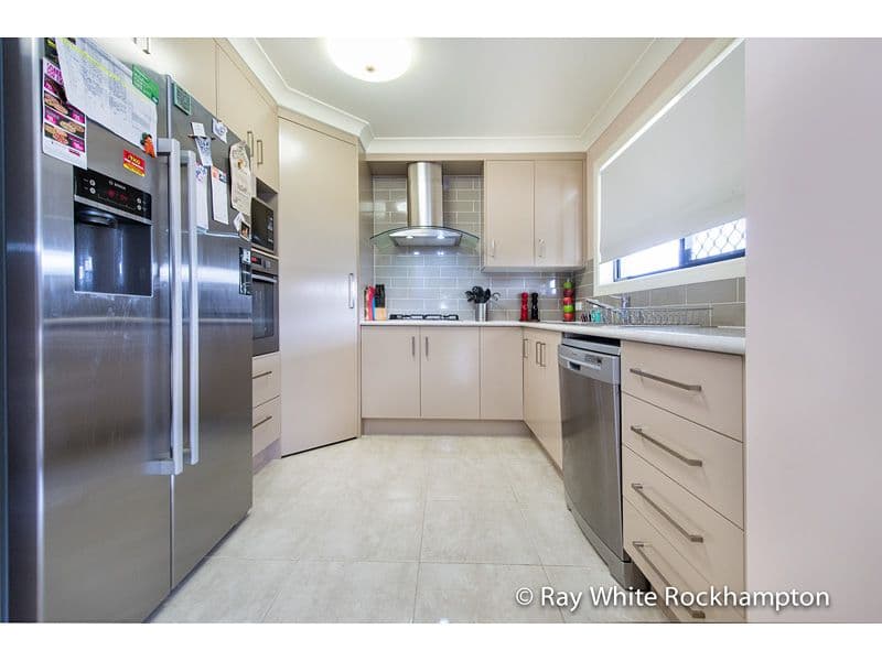 28 Burke and Wills Drive, Gracemere QLD 4702, Gracemere - Thumbnail 2