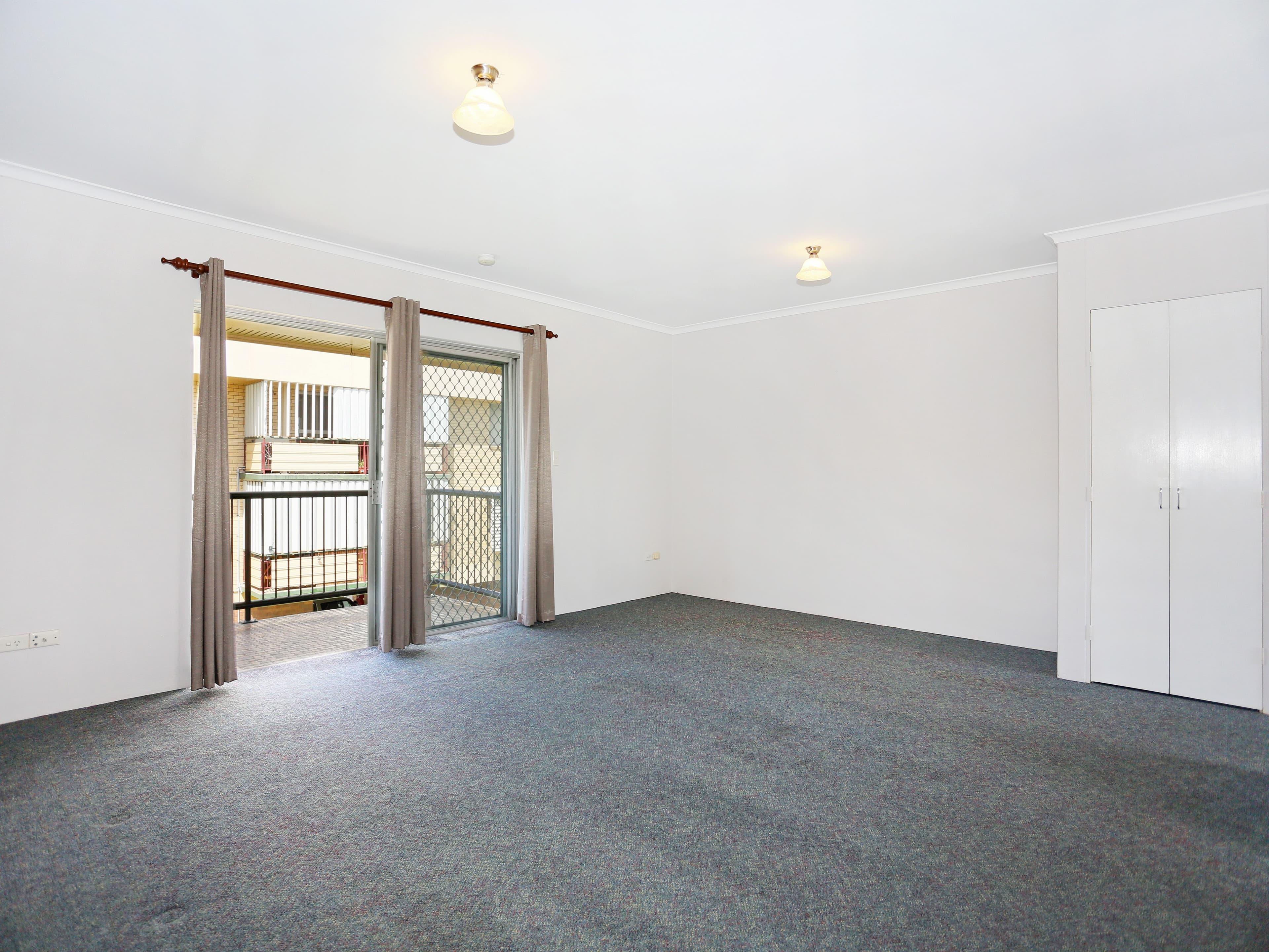 30 Leiper Street, Stafford QLD 4053, Stafford - Thumbnail 2