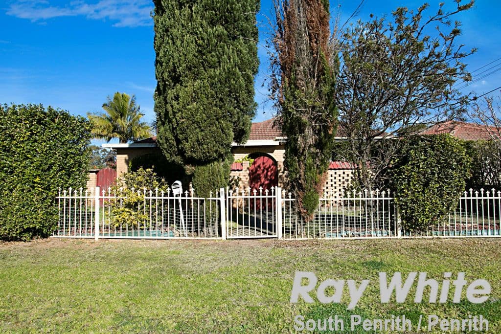 2 Upton Street, South Penrith - Image 1