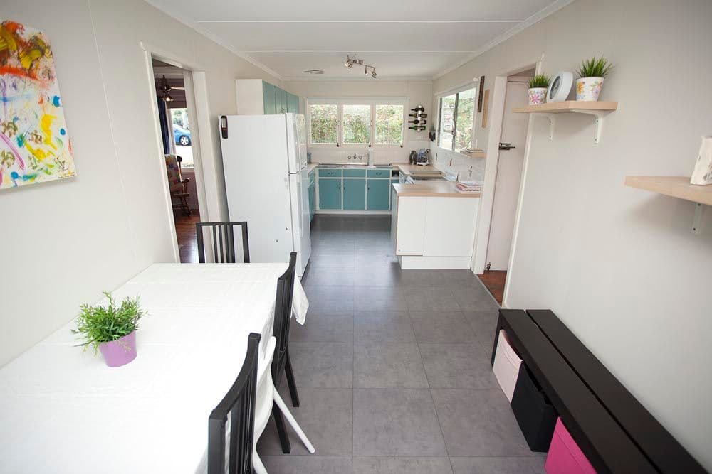 27 Dowrie Street, UPPER MOUNT GRAVATT QLD 4122, Upper Mount Gravatt - Thumbnail 3