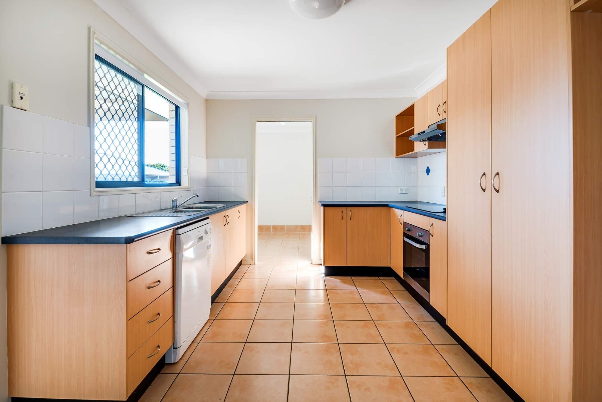 12 Diamond Sand Drive, Upper Coomera QLD 4209, Upper Coomera - Thumbnail 4