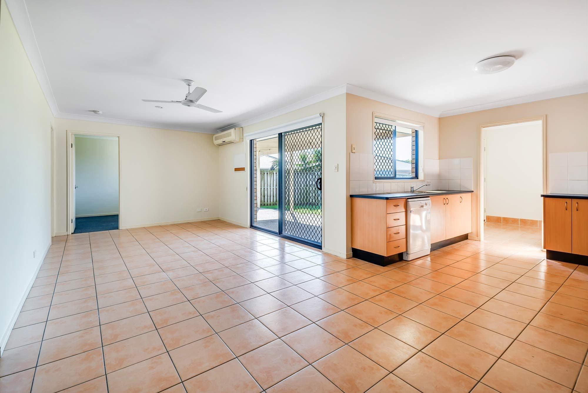 12 Diamond Sand Drive, Upper Coomera QLD 4209, Upper Coomera - Thumbnail 5