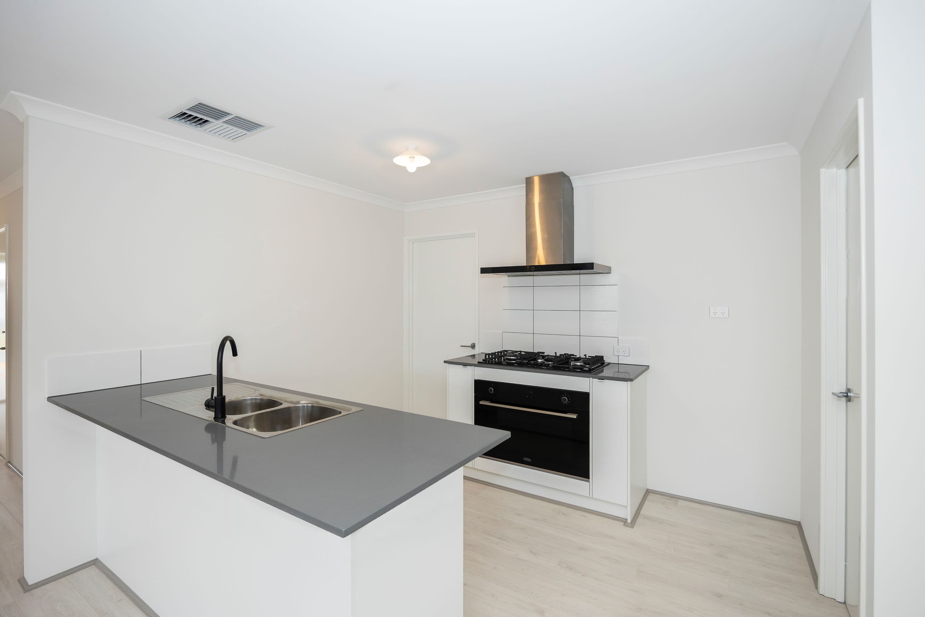 10 Kahlo Road, Alkimos WA 6038, Alkimos - Thumbnail 4