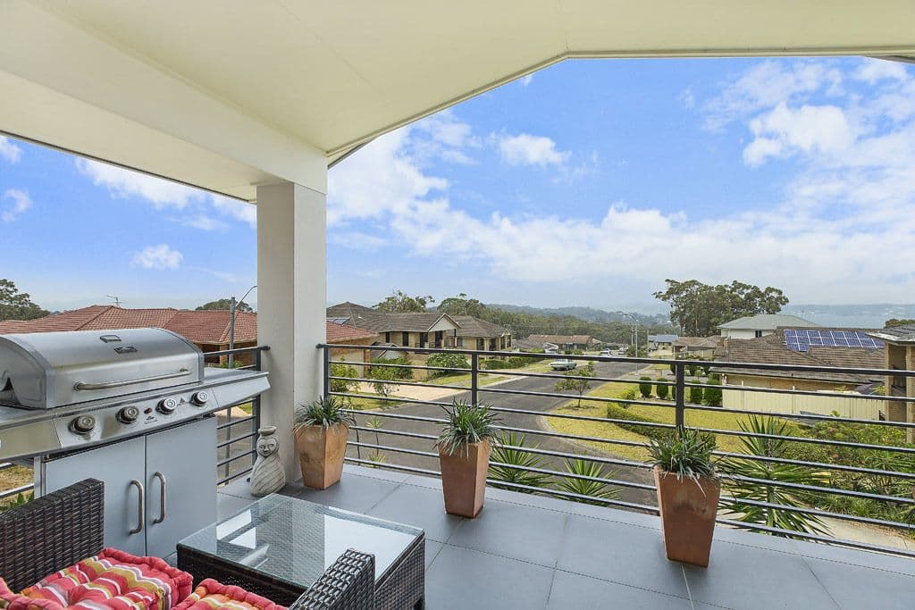 15 Karina Place, Bolton Point - Thumbnail 2