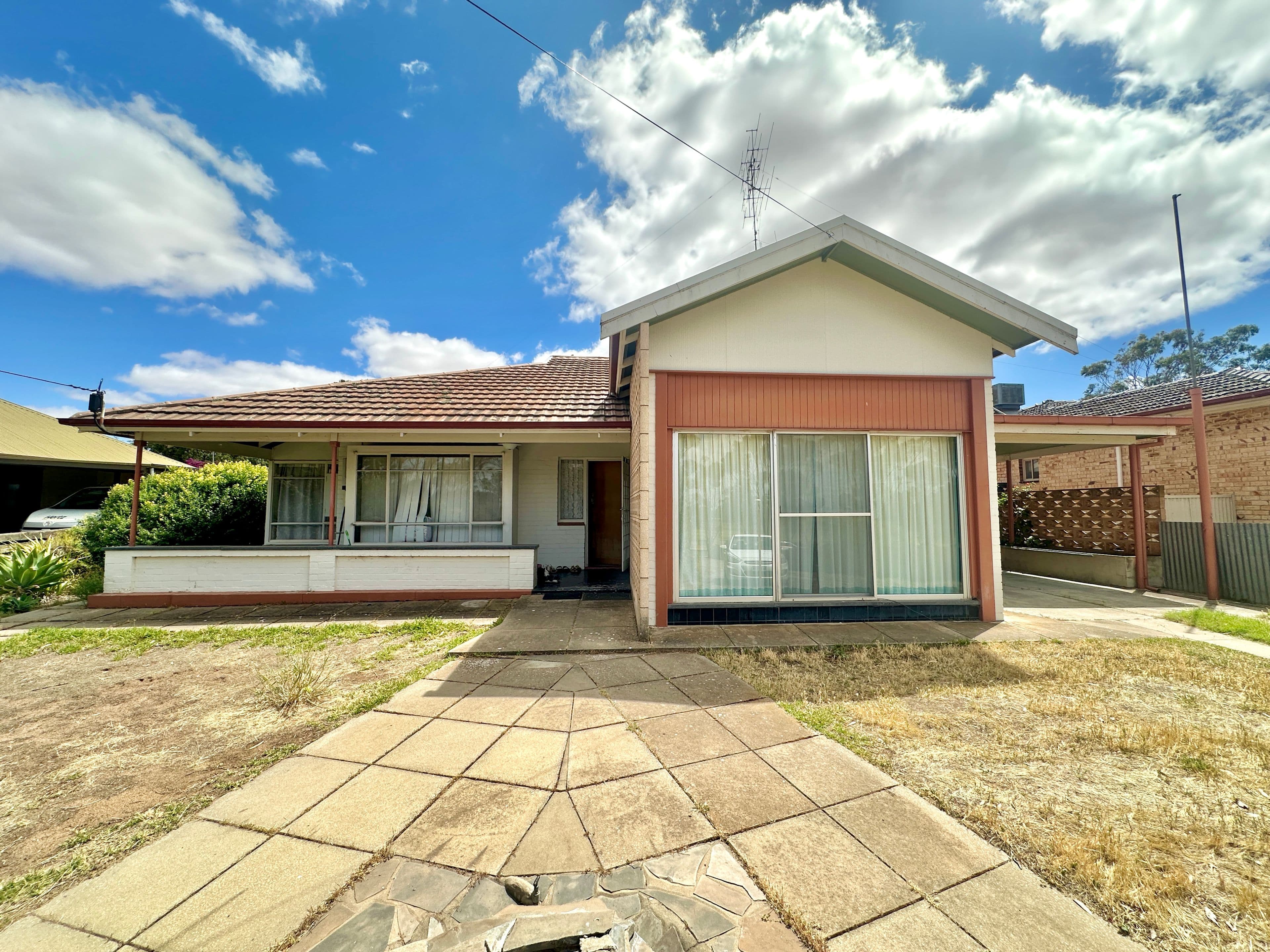 10 Gilbert Avenue, Pinnaroo SA 5304, Pinnaroo - Image 1