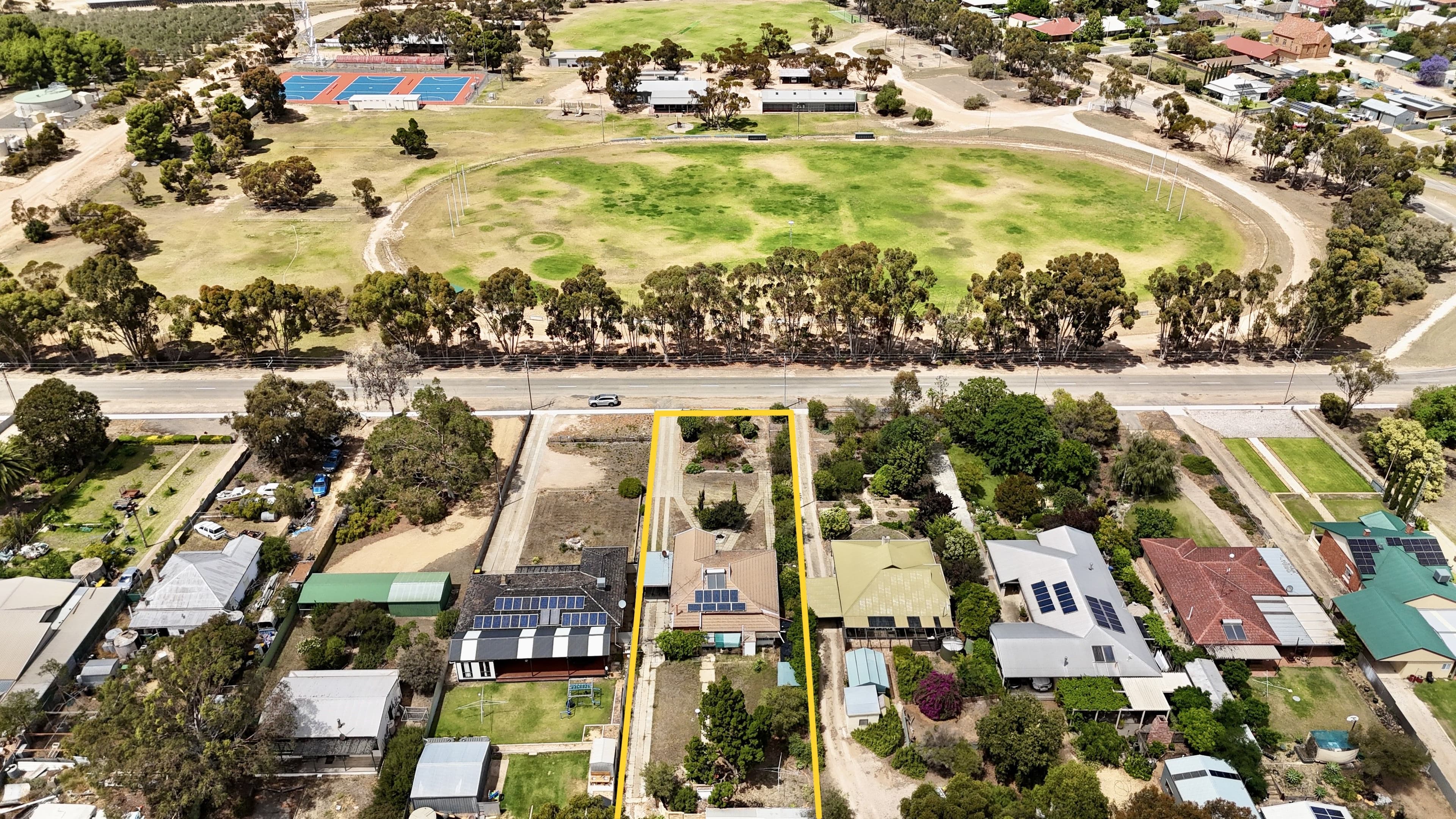 10 Gilbert Avenue, Pinnaroo SA 5304, Pinnaroo - Thumbnail 3
