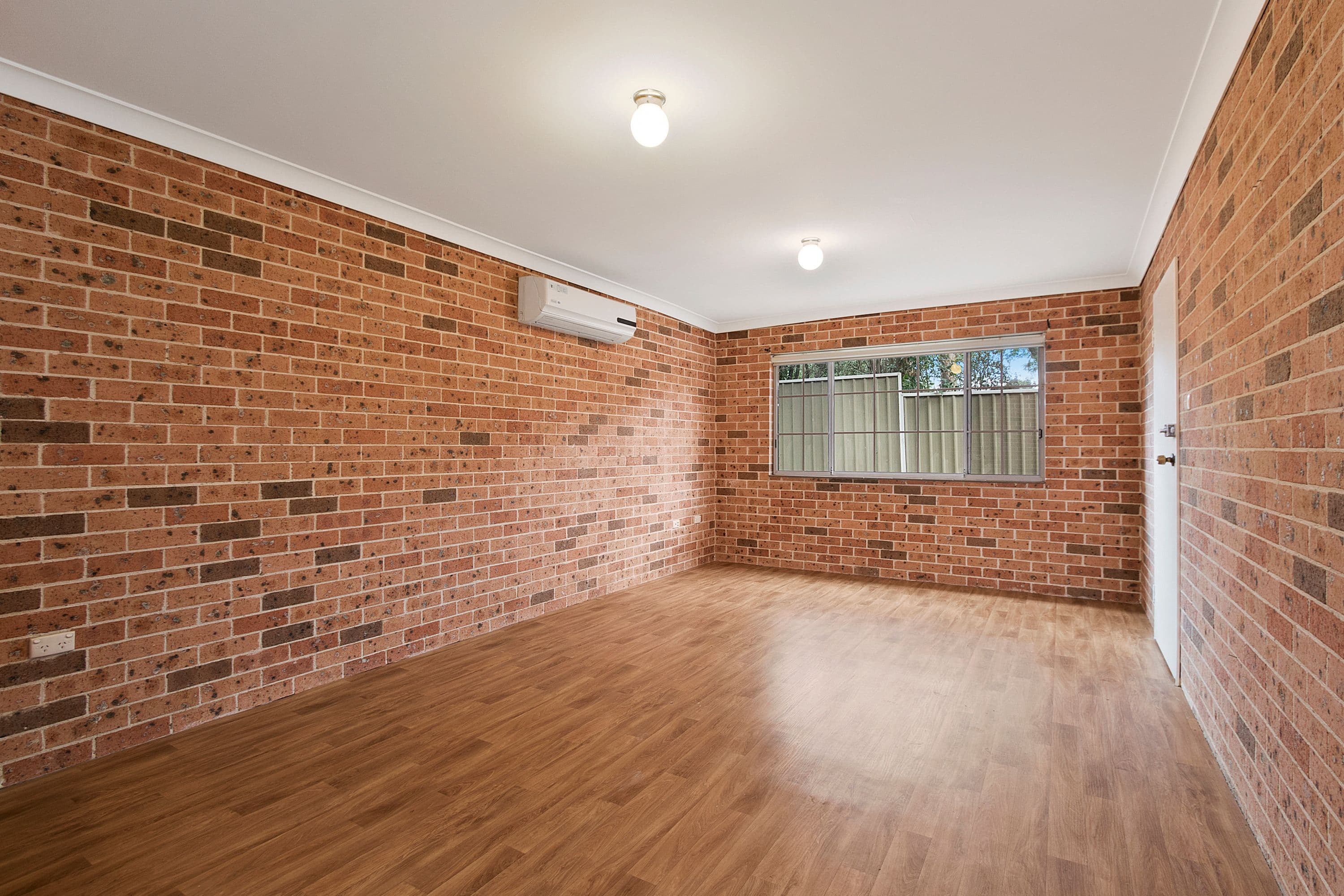 66 William Street, North Richmond - Thumbnail 3