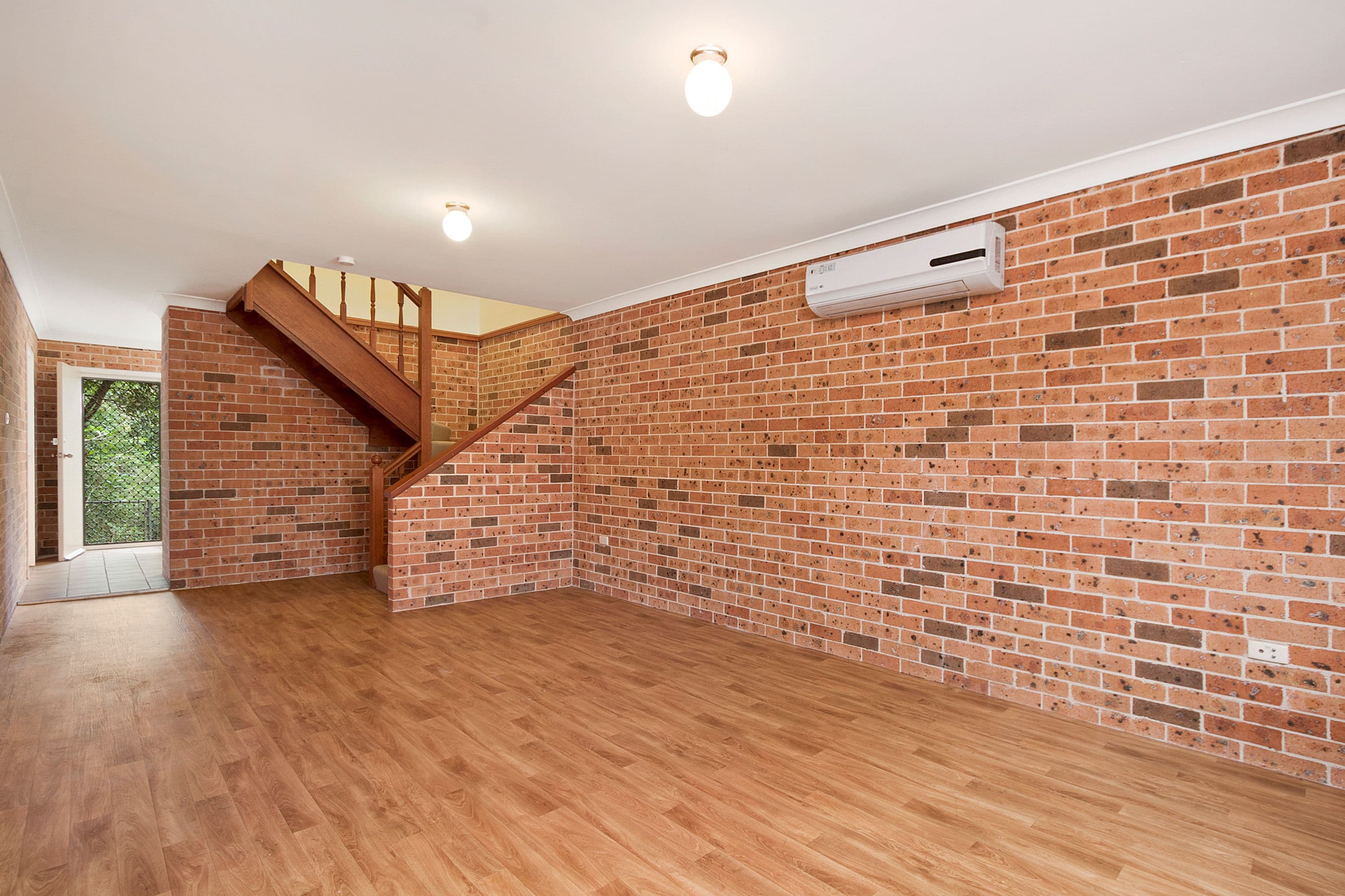 66 William Street, North Richmond - Thumbnail 4