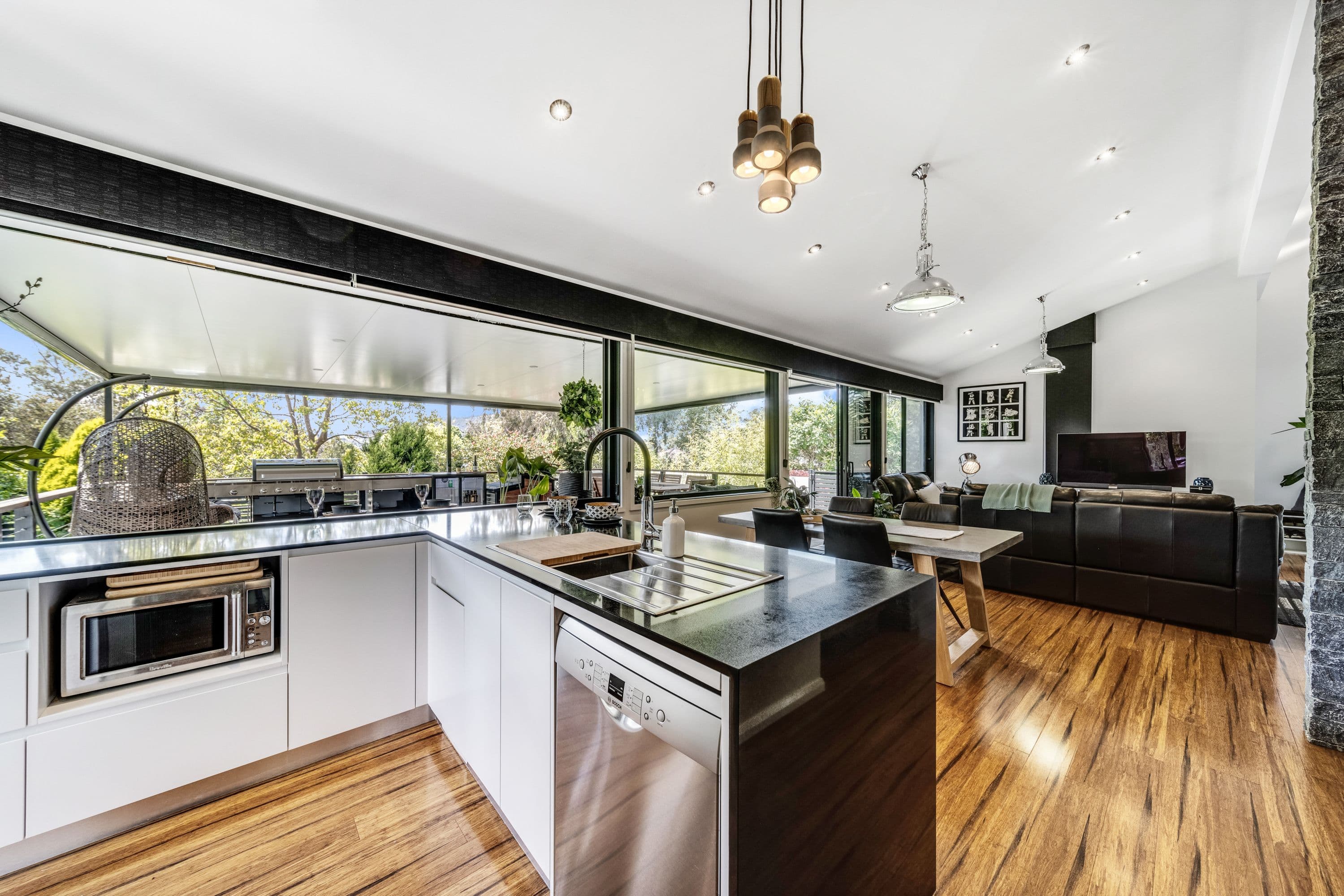 8 Kearne Place, Kambah ACT 2902, Kambah - Thumbnail 3