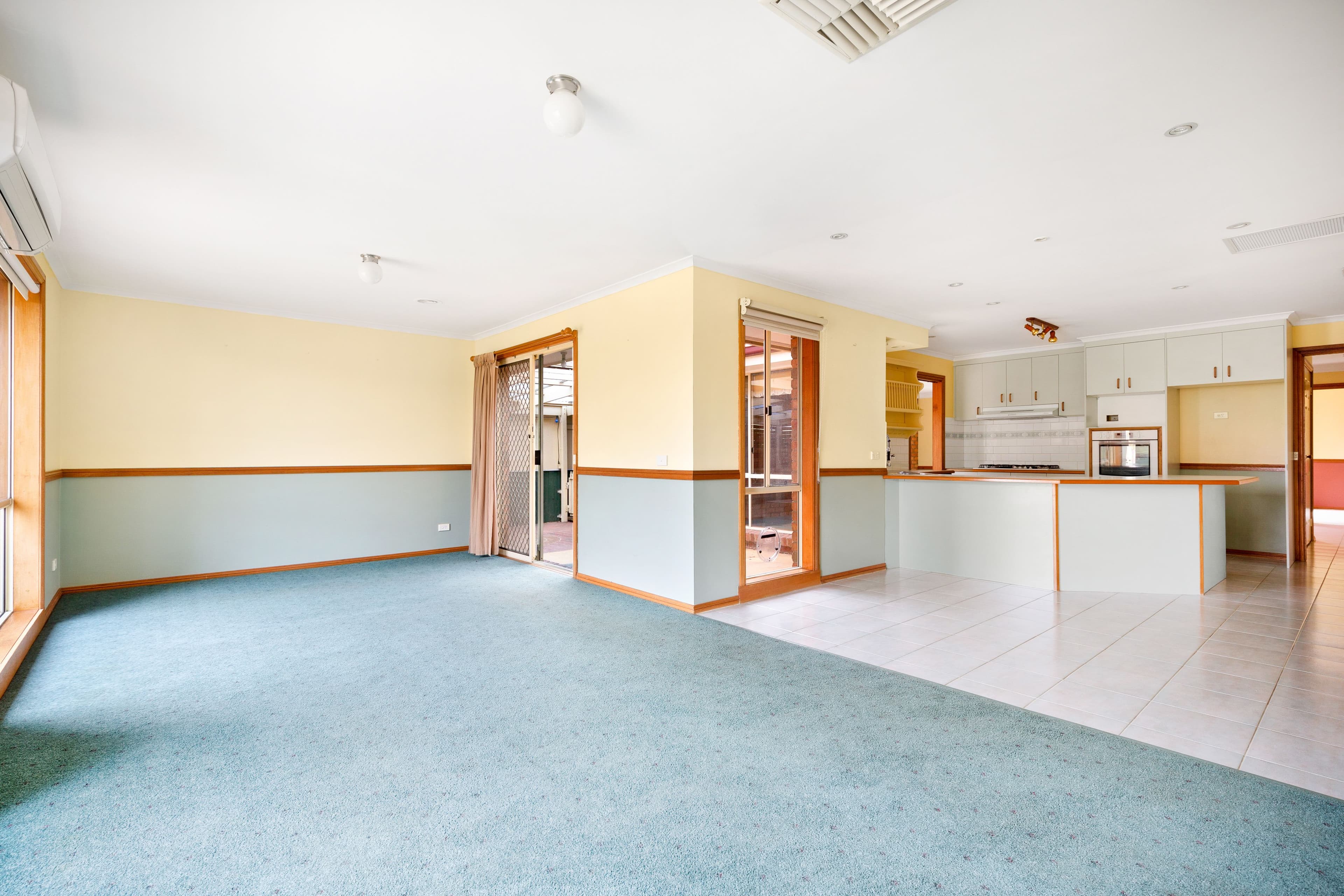 15 Highland Drive, Pakenham VIC 3810, Pakenham - Thumbnail 5