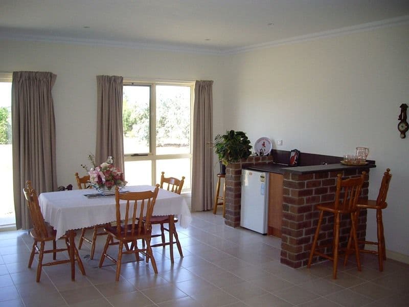 13 Racecourse Road, NAGAMBIE VIC 3608, Nagambie - Thumbnail 5