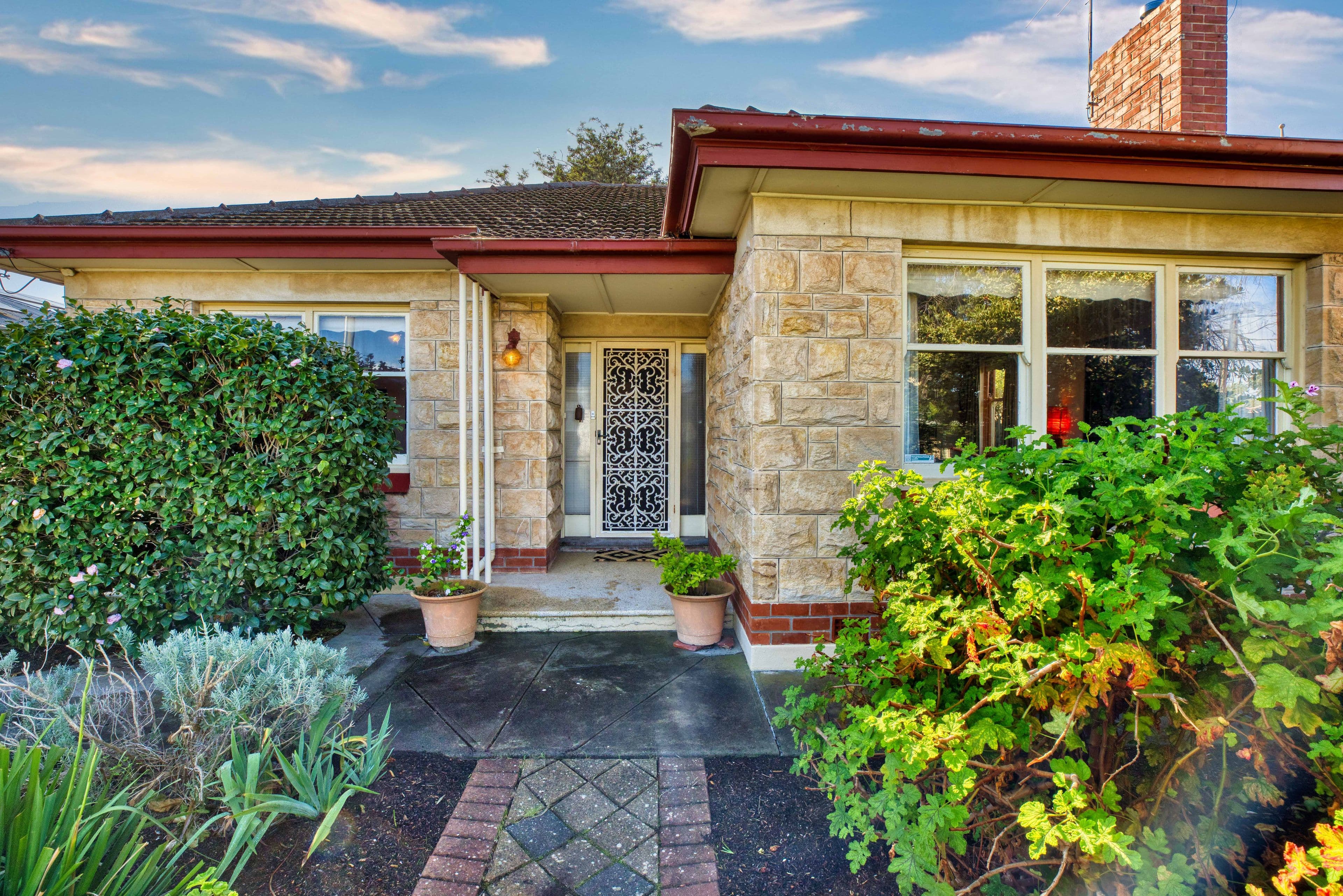 27 Helmsdale Avenue, Glengowrie SA 5044, Glengowrie - Thumbnail 2