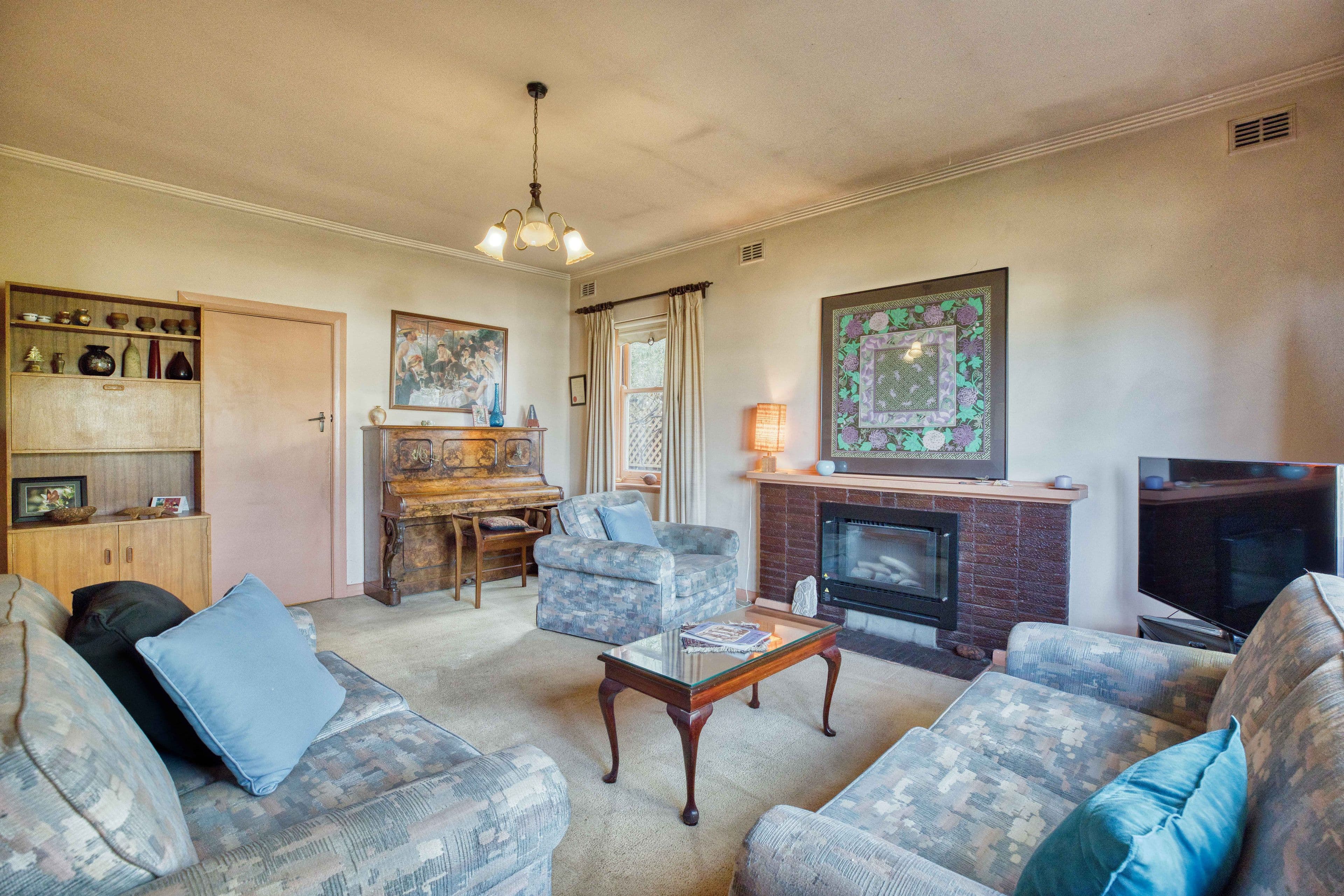 27 Helmsdale Avenue, Glengowrie SA 5044, Glengowrie - Thumbnail 4