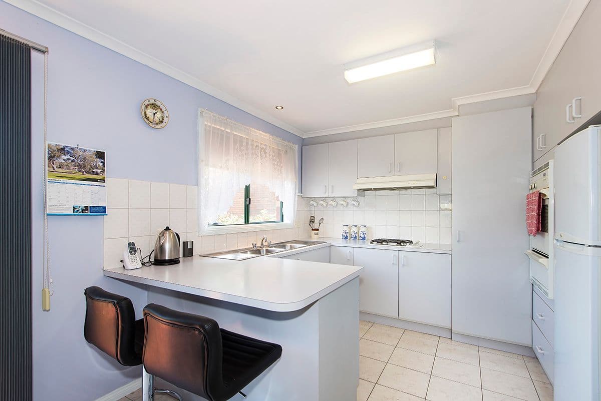 75 Grenda Drive, Mill Park VIC 3082, Mill Park - Thumbnail 4