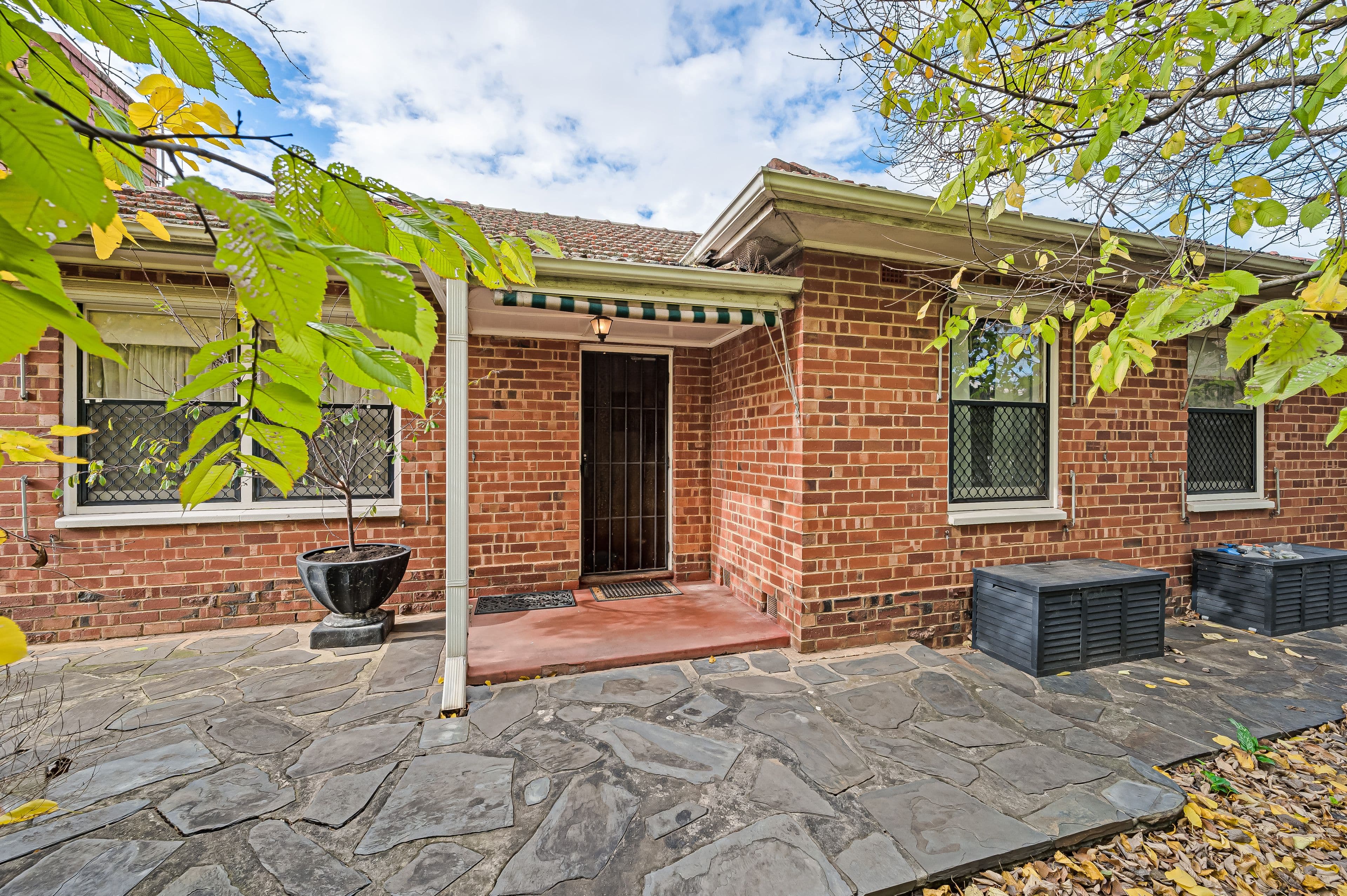 25 Sice Avenue, Heybridge, Heybridge - Image 1