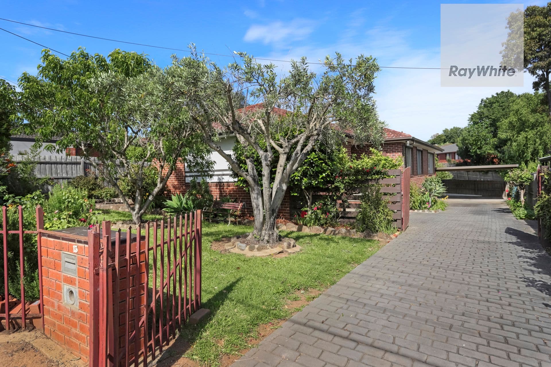 13 Ellesmere Crescent, Gladstone Park VIC 3043, Gladstone Park - Thumbnail 2