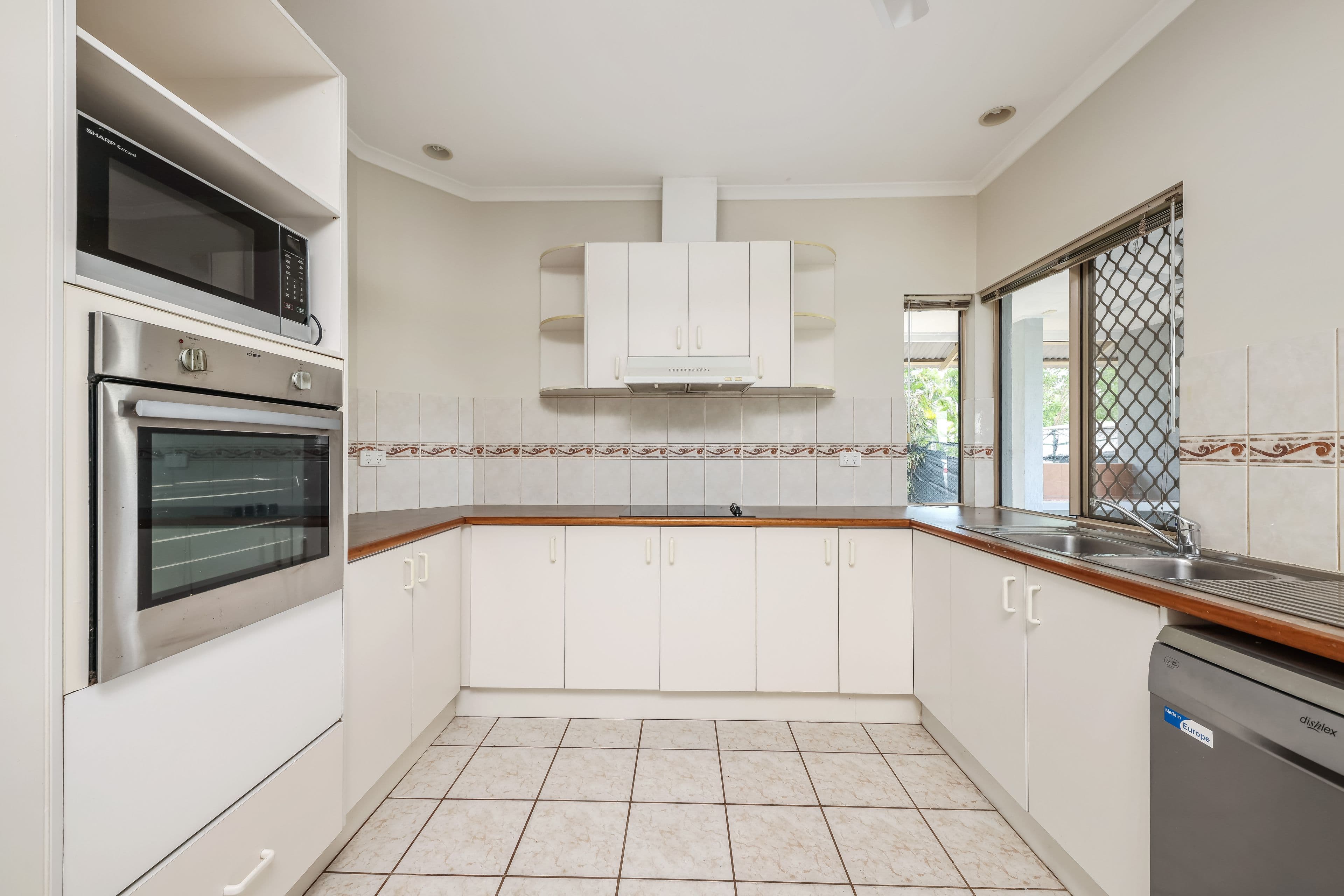 8 Orania Street, Durack NT 0830, Durack - Image 1