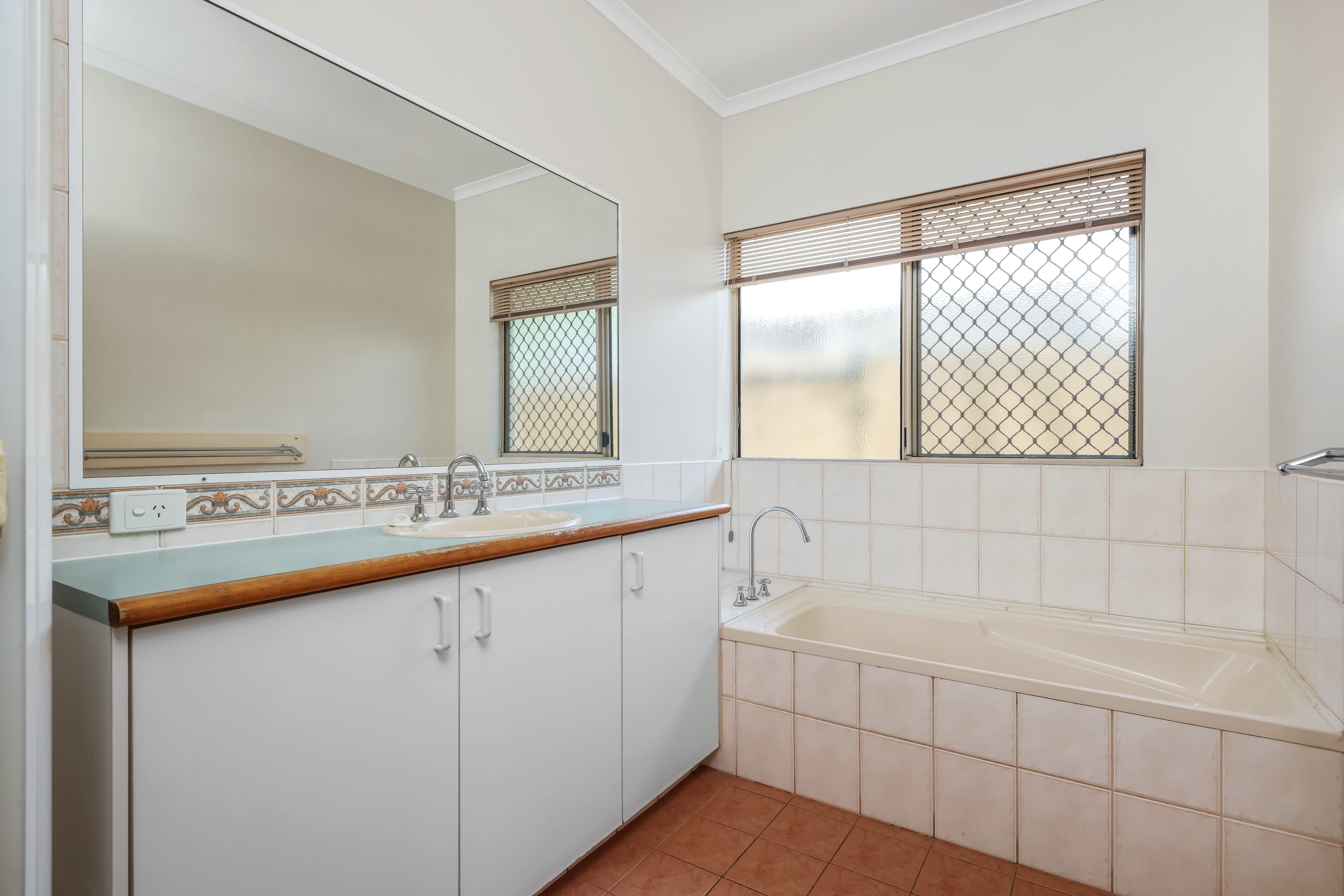 8 Orania Street, Durack NT 0830, Durack - Thumbnail 3