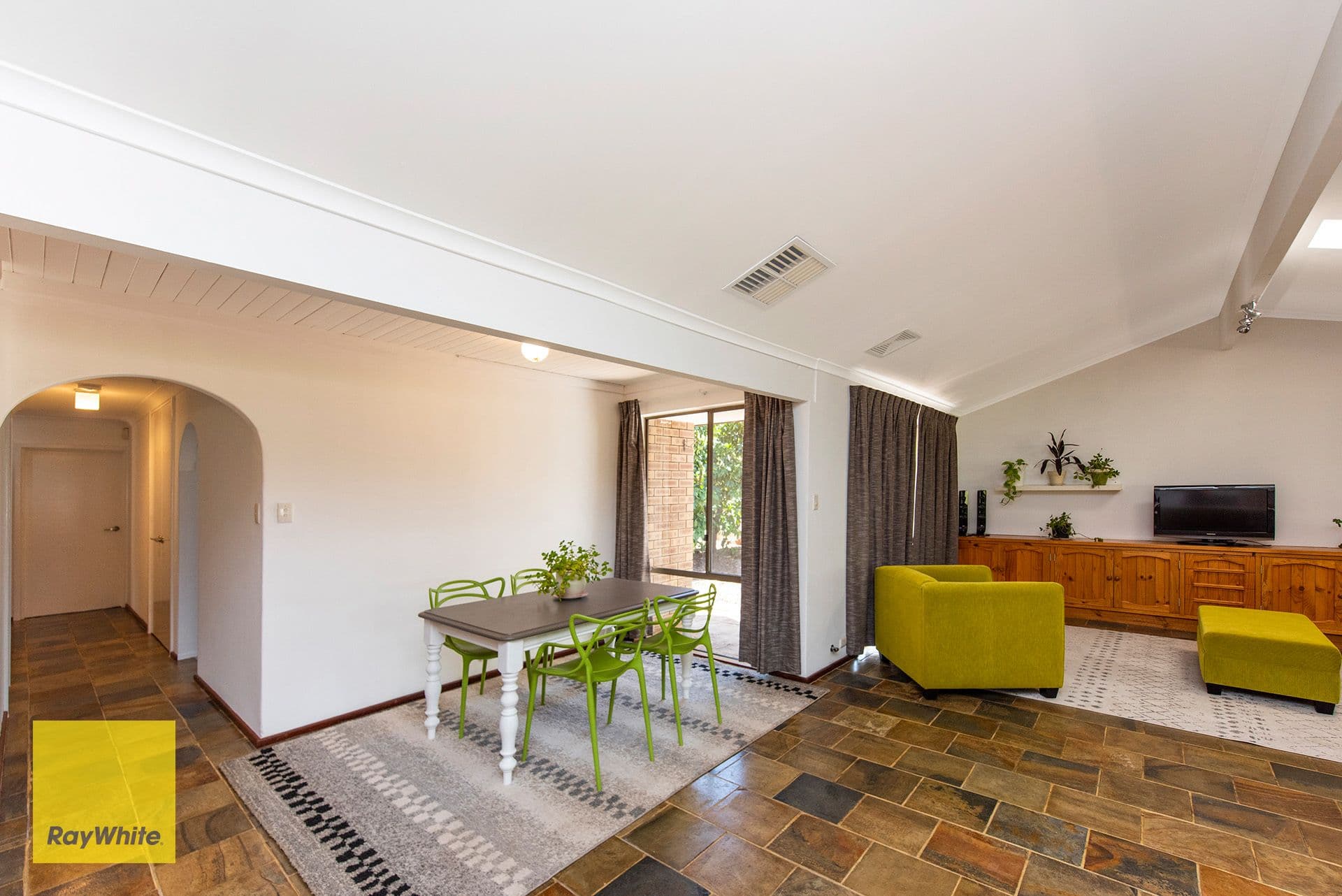 44 Boonooloo Road, Kalamunda WA 6076, Kalamunda - Thumbnail 5