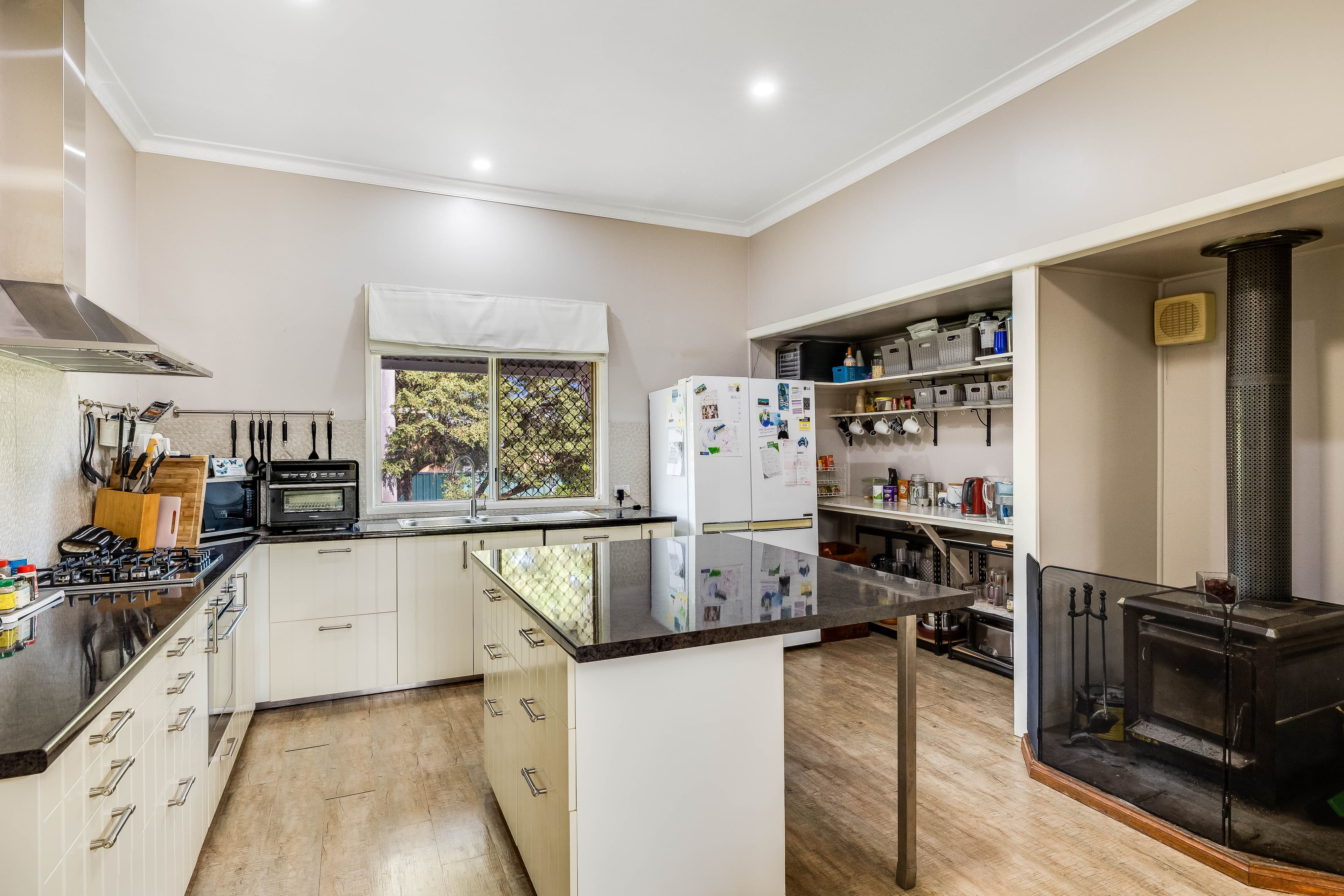 34 Warwick Street, Harristown QLD 4350, Harristown - Thumbnail 4