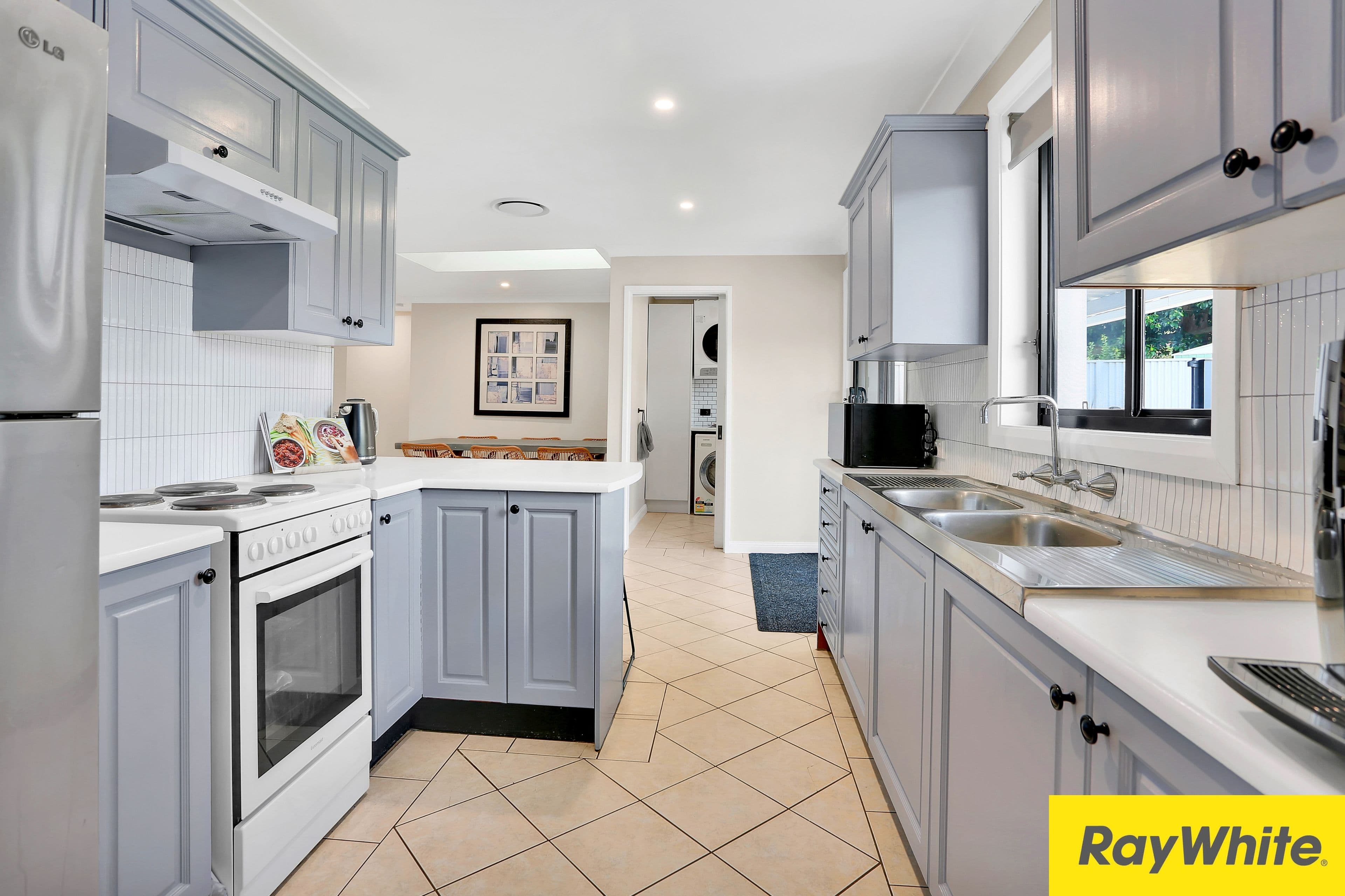 31 Bombala Crescent, Quakers Hill NSW 2763, Quakers Hill - Thumbnail 3
