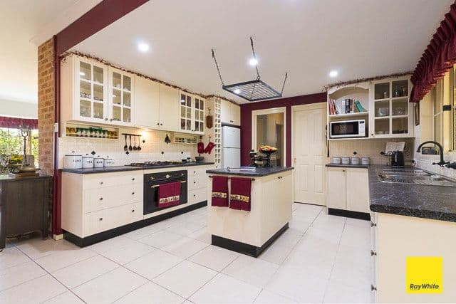 9 John Dwyer Crescent, Bungendore NSW 2621, Bungendore - Thumbnail 2