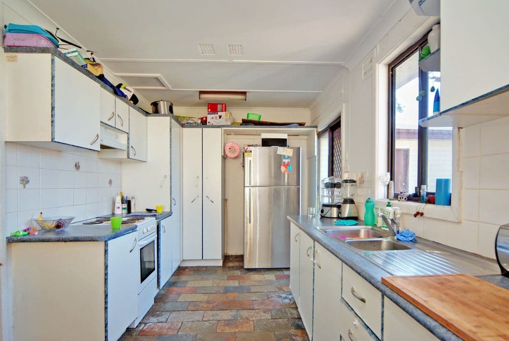 31 Messenger Road, BARRACK HEIGHTS NSW 2528, Barrack Heights - Thumbnail 2