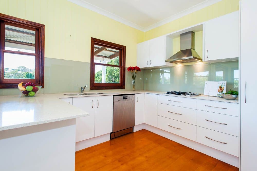 10 Contay Street, HOLLAND PARK QLD 4121, Holland Park - Thumbnail 2