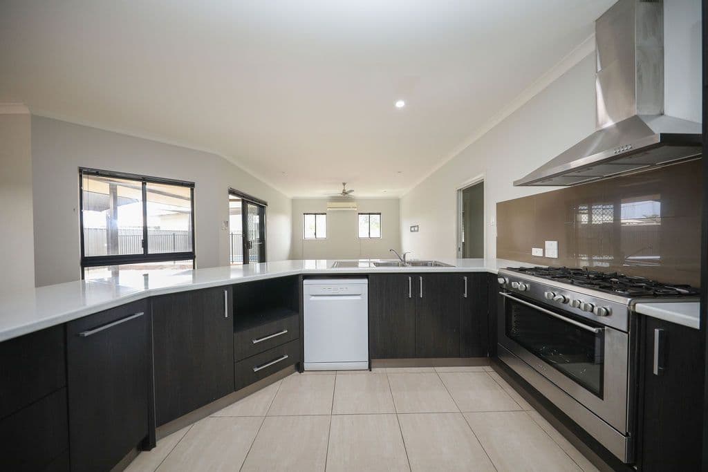 11 Jadura Crescent, Baynton WA 6714, Baynton - Thumbnail 2