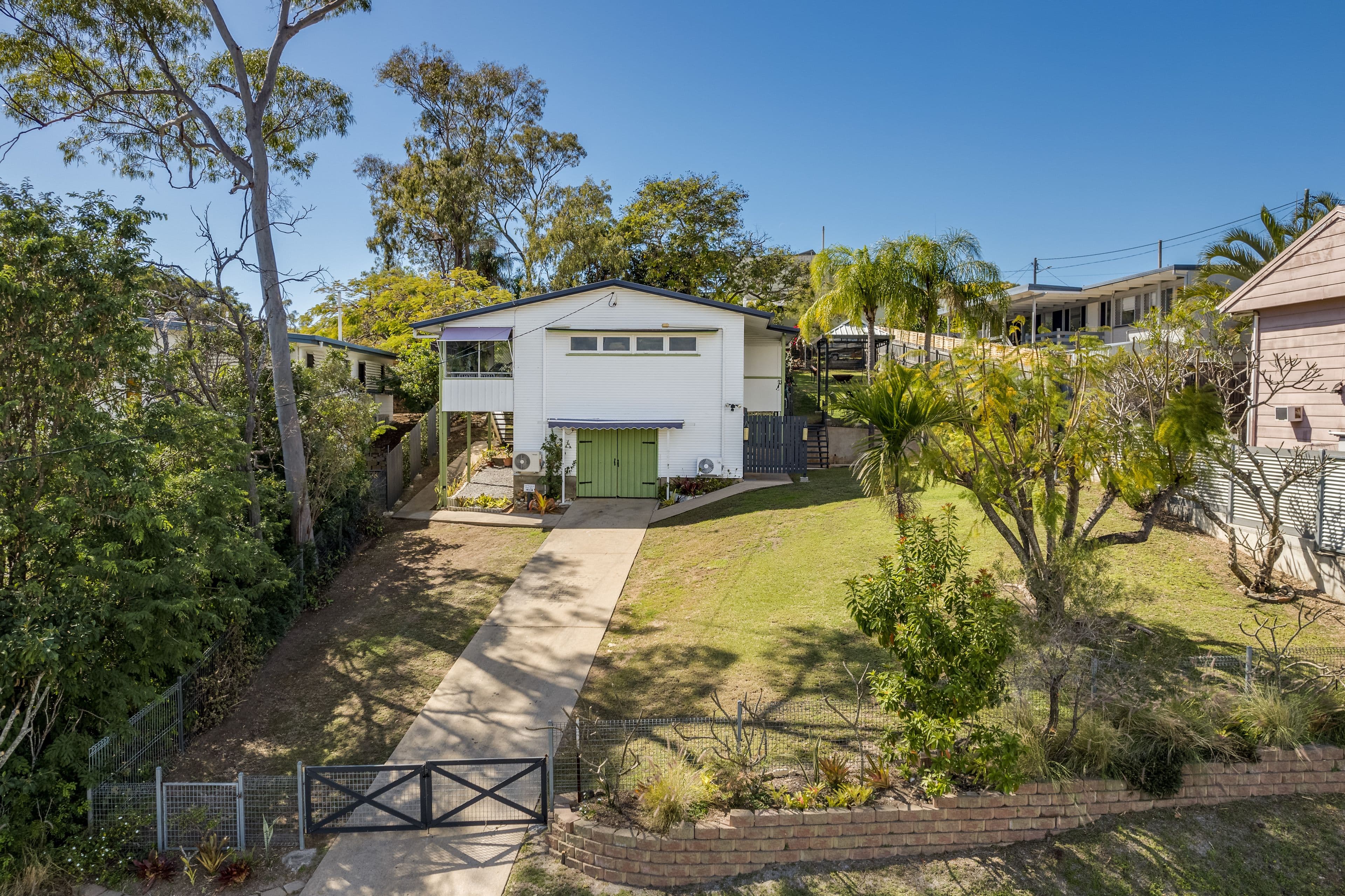 32 Higgins Street, West Gladstone QLD 4680, West Gladstone - Thumbnail 2