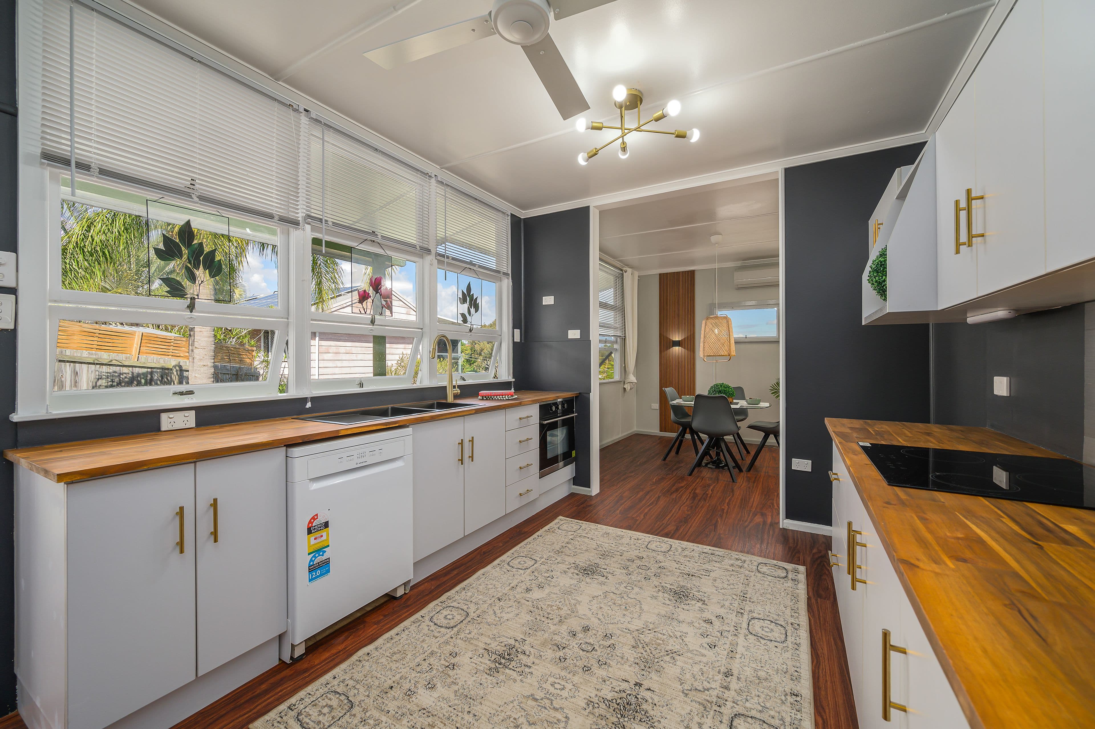 32 Higgins Street, West Gladstone QLD 4680, West Gladstone - Thumbnail 3