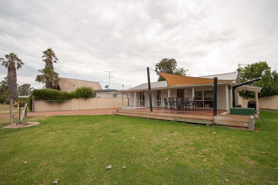 37 Graham Avenue, Bundalong VIC 3730, Bundalong - Image 1