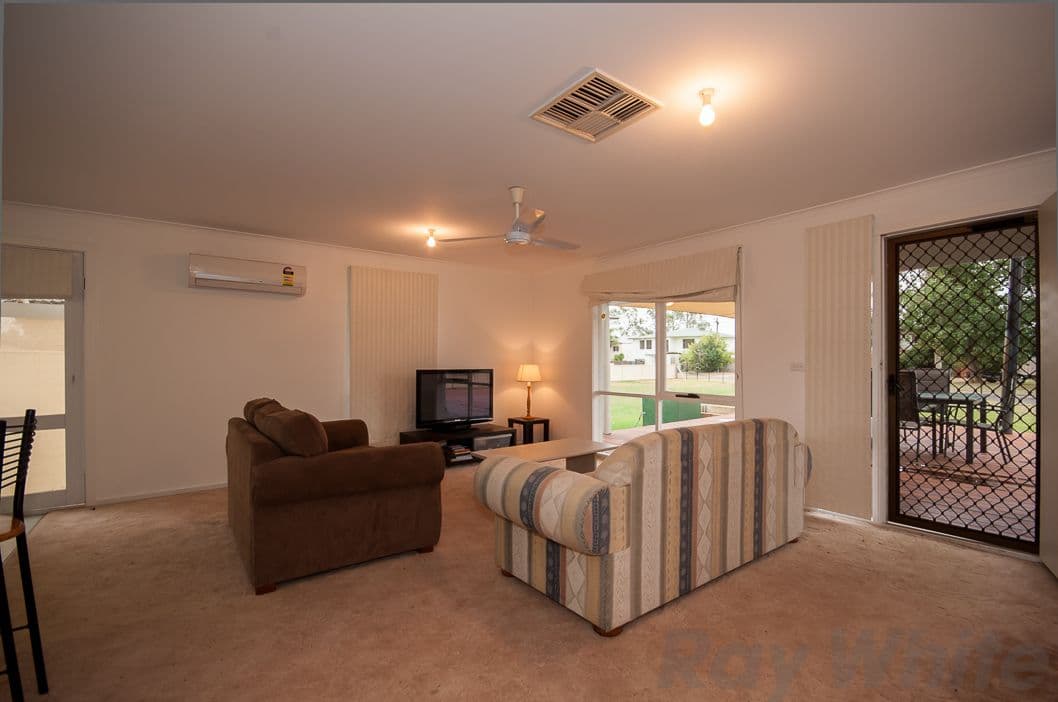 37 Graham Avenue, Bundalong VIC 3730, Bundalong - Thumbnail 2
