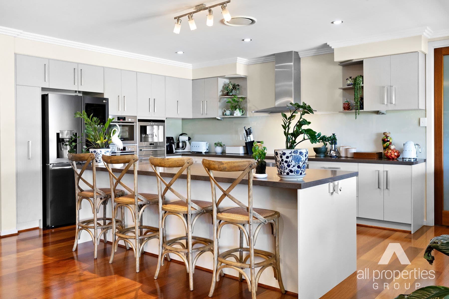 2-10 Lochview Court, Tamborine QLD 4270, Tamborine - Thumbnail 3
