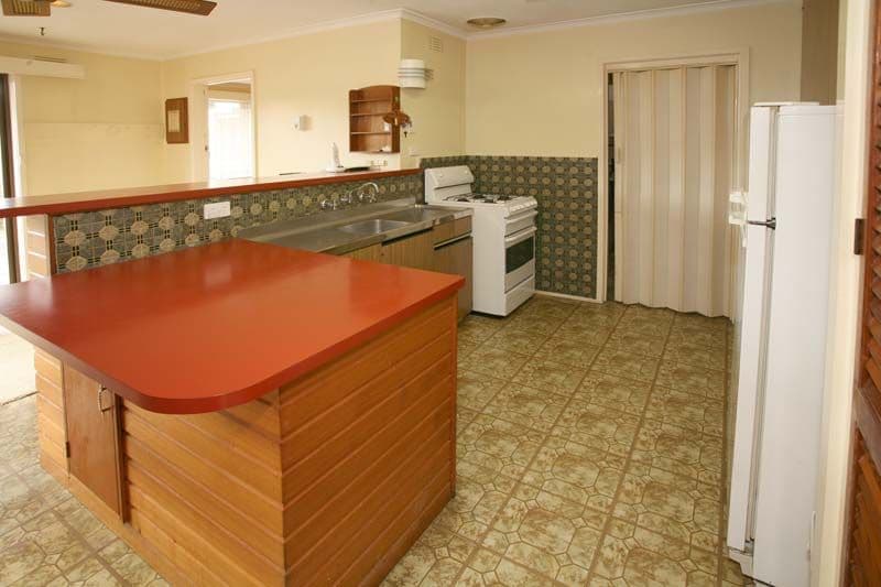 1 Tamala Avenue, NOTTING HILL VIC 3168, Notting Hill - Thumbnail 2